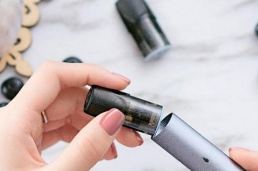 悦刻RELX一代的使用方法是怎么样的？悦刻一代烟杆充一次电能使用多久？